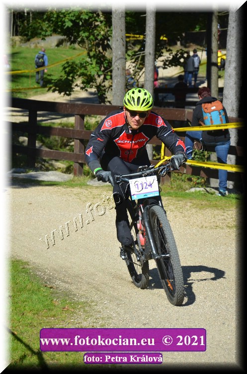 Náhled obrázku: 2021-10699-CTAuthor-1124.JPG