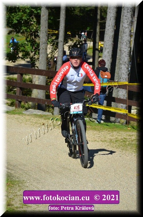 Náhled obrázku: 2021-10712-CTAuthor-425.JPG