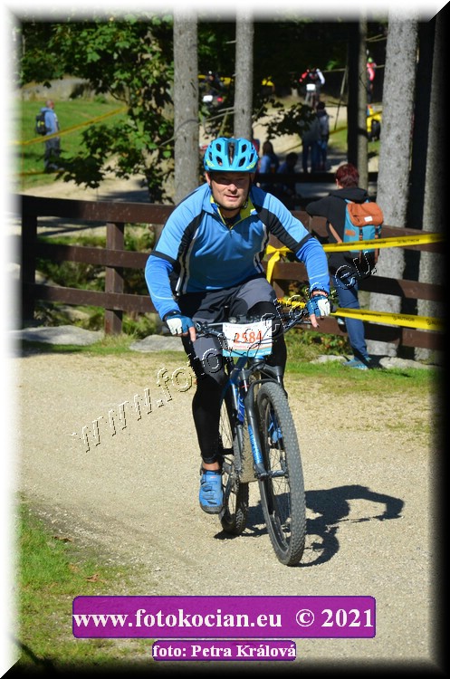 Náhled obrázku: 2021-10721-CTAuthor-2584.JPG