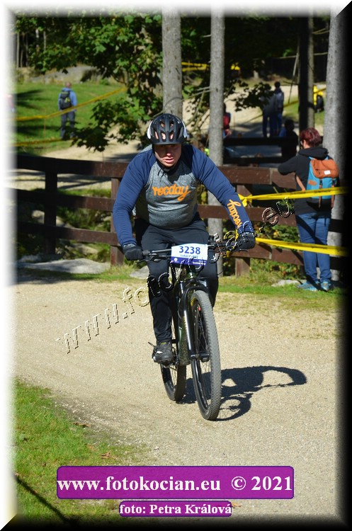 Náhled obrázku: 2021-10740-CTAuthor-3238.JPG