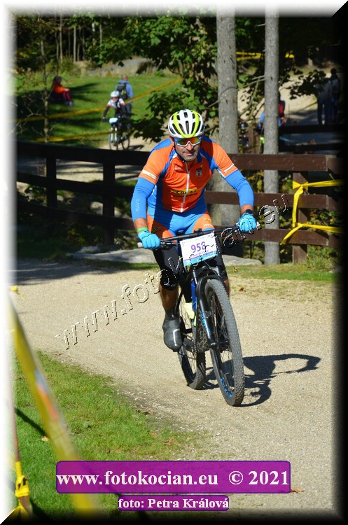 Náhled obrázku: 2021-10741-CTAuthor-958.JPG