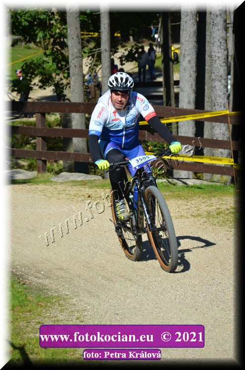 Náhled obrázku: 2021-10756-CTAuthor-3505.JPG