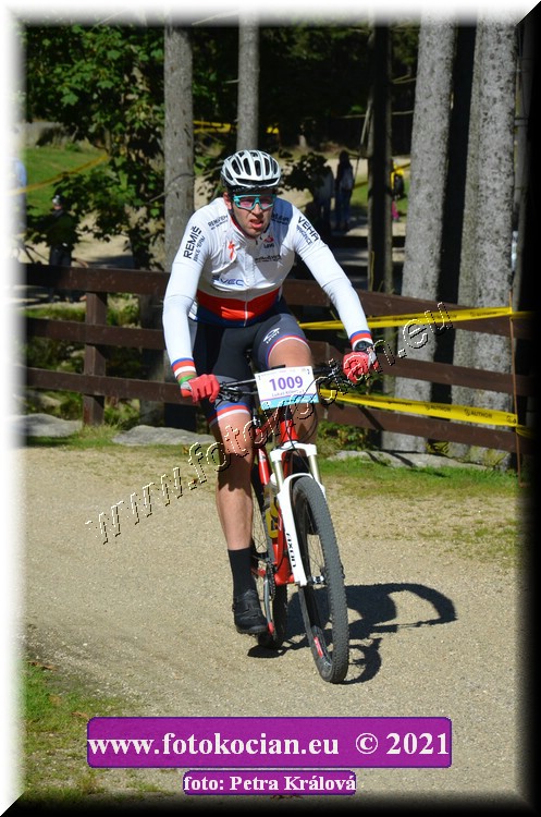 Náhled obrázku: 2021-10761-CTAuthor-1009.JPG