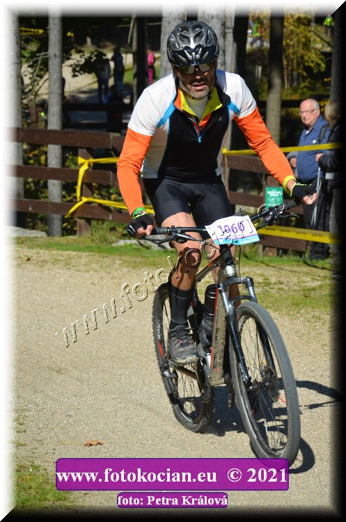 Náhled obrázku: 2021-10772-CTAuthor-1060.JPG