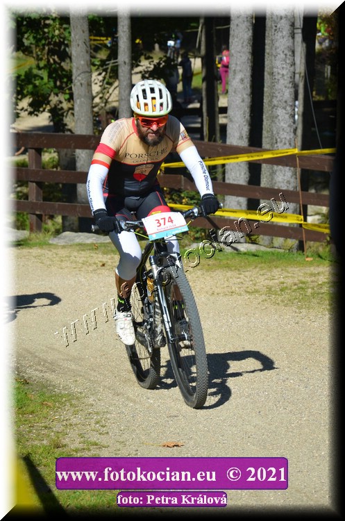 Náhled obrázku: 2021-10777-CTAuthor-374.JPG