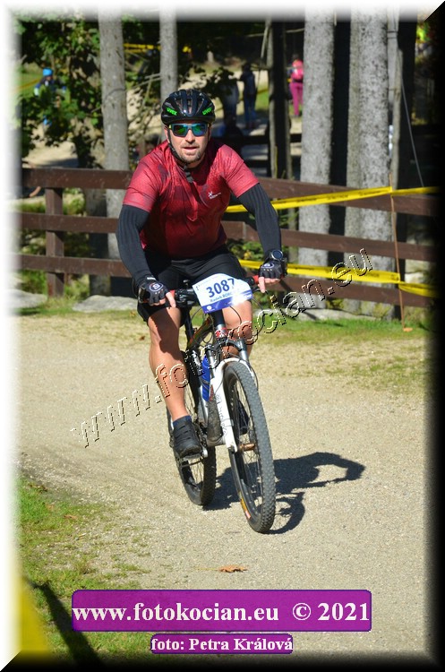 Náhled obrázku: 2021-10778-CTAuthor-3087.JPG