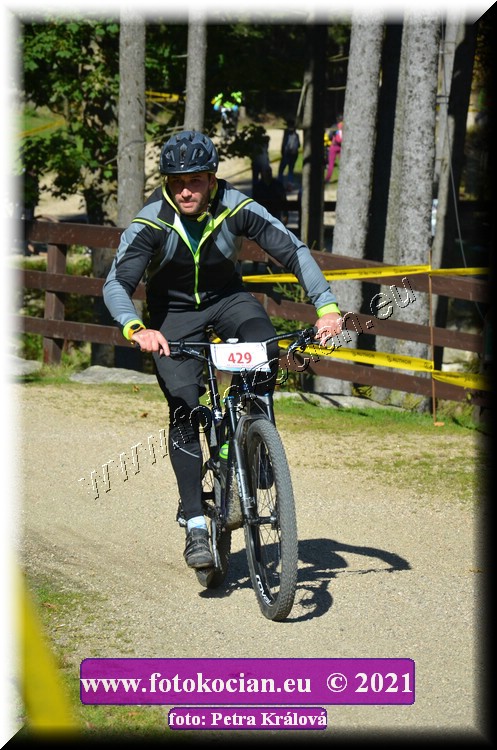 Náhled obrázku: 2021-10798-CTAuthor-429.JPG