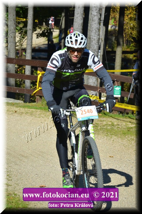 Náhled obrázku: 2021-10810-CTAuthor-2540.JPG