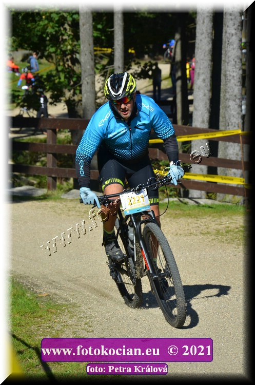 Náhled obrázku: 2021-10823-CTAuthor-2221.JPG