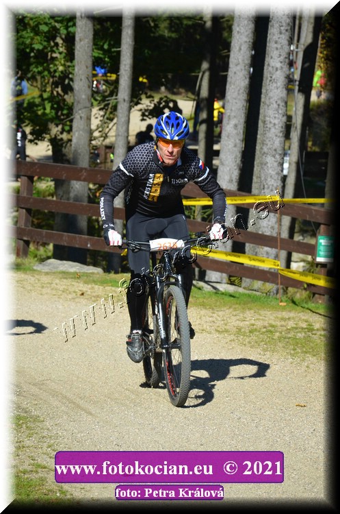 Náhled obrázku: 2021-10831-CTAuthor-2638.JPG