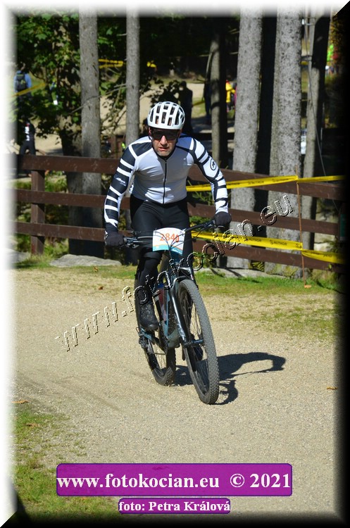 Náhled obrázku: 2021-10835-CTAuthor-2840.JPG