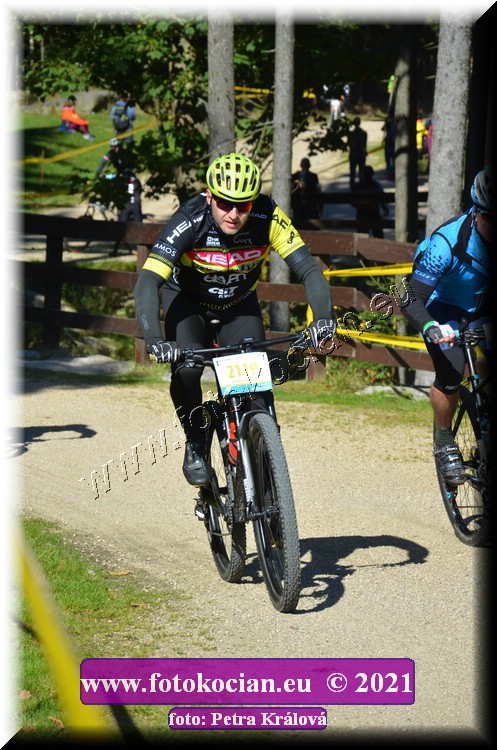 Náhled obrázku: 2021-10846-CTAuthor-2119.JPG