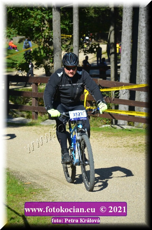 Náhled obrázku: 2021-10853-CTAuthor-3121.JPG