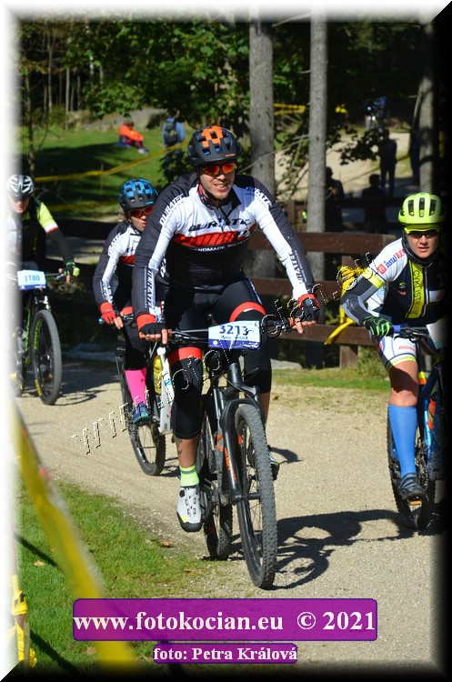 Náhled obrázku: 2021-10866-CTAuthor-3213.JPG