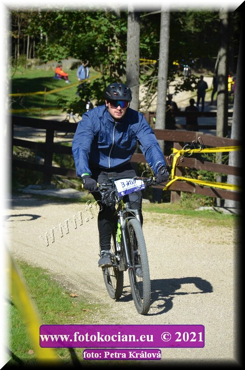 Náhled obrázku: 2021-10870-CTAuthor-3487.JPG