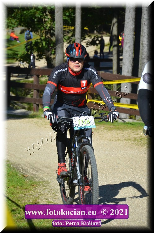 Náhled obrázku: 2021-10874-CTAuthor-1326.JPG