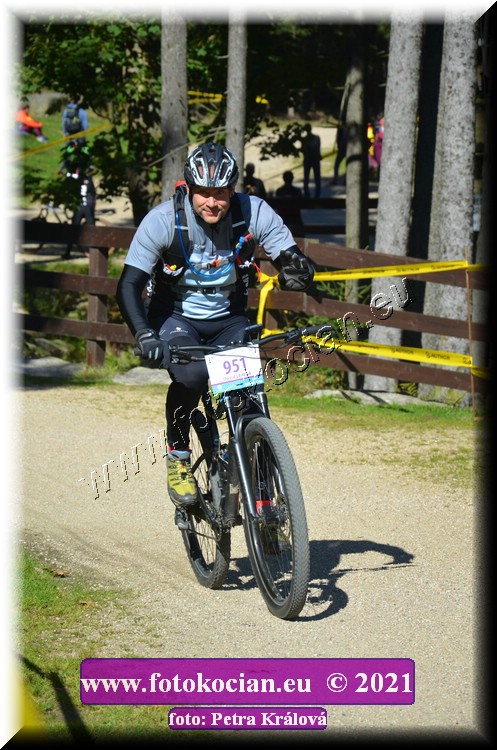 Náhled obrázku: 2021-10876-CTAuthor-951.JPG