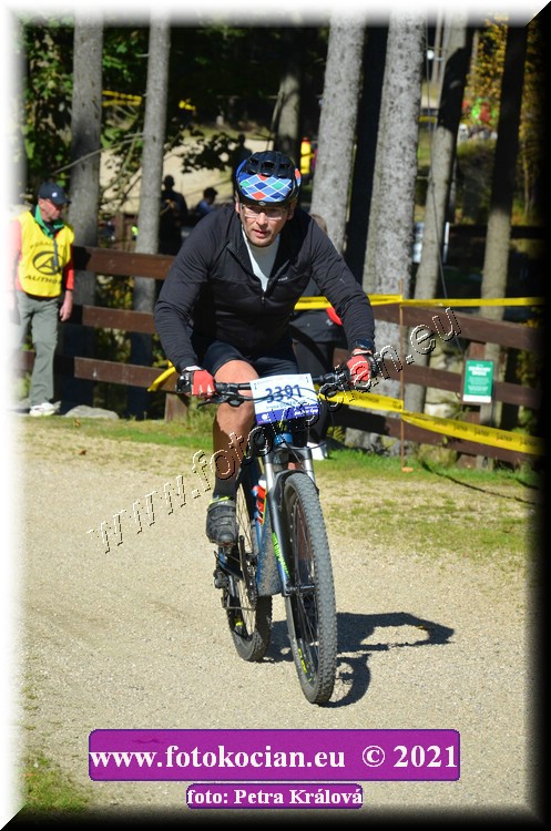 Náhled obrázku: 2021-10881-CTAuthor-3391.JPG