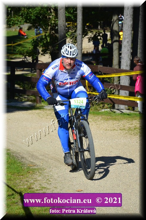 Náhled obrázku: 2021-10923-CTAuthor-1324.JPG