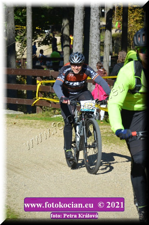 Náhled obrázku: 2021-10942-CTAuthor-2170.JPG