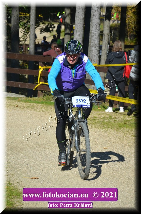 Náhled obrázku: 2021-10966-CTAuthor-3572.JPG