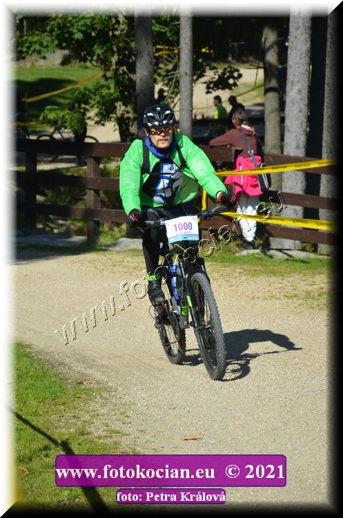 Náhled obrázku: 2021-10979-CTAuthor-1000.JPG