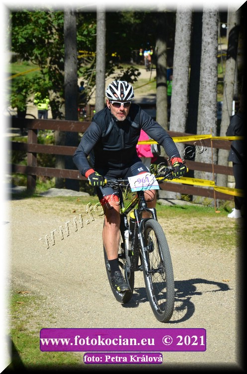 Náhled obrázku: 2021-10987-CTAuthor-961.JPG