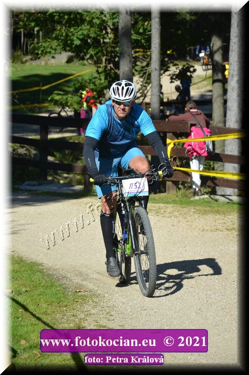 Náhled obrázku: 2021-10995-CTAuthor-752.JPG