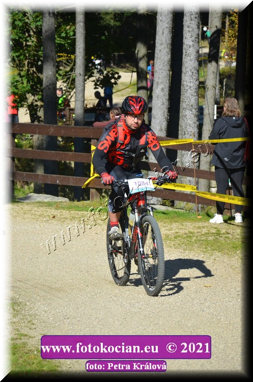 Náhled obrázku: 2021-11004-CTAuthor-1084.JPG