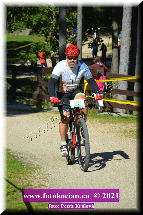 Náhled obrázku: 2021-11032-CTAuthor-1220.JPG