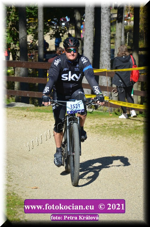 Náhled obrázku: 2021-11043-CTAuthor-3521.JPG