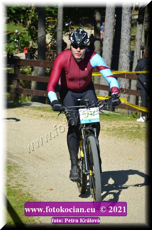 Náhled obrázku: 2021-11047-CTAuthor-1242.JPG