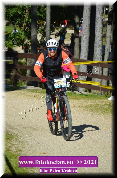 Náhled obrázku: 2021-11053-CTAuthor-2045.JPG