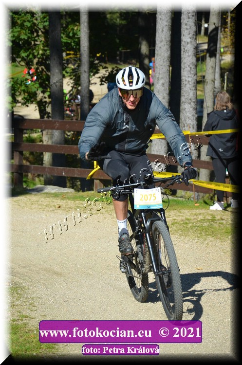 Náhled obrázku: 2021-11065-CTAuthor-2075.JPG