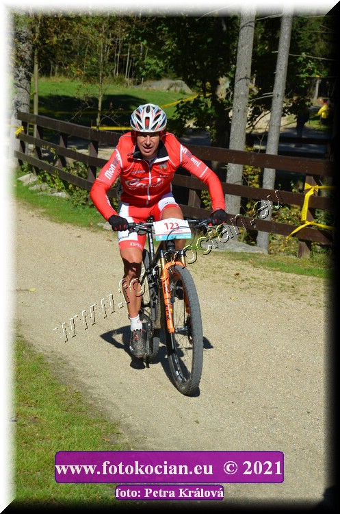 Náhled obrázku: 2021-9126-CTAuthor-123.JPG