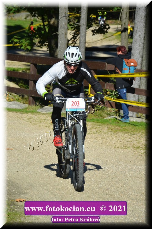 Náhled obrázku: 2021-9178-CTAuthor-203.JPG