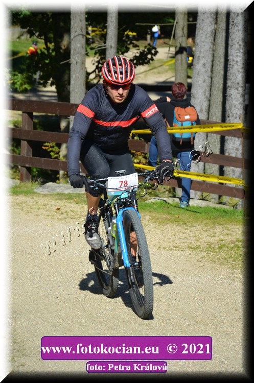 Náhled obrázku: 2021-9182-CTAuthor-78.JPG