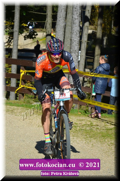 Náhled obrázku: 2021-9221-CTAuthor-318.JPG