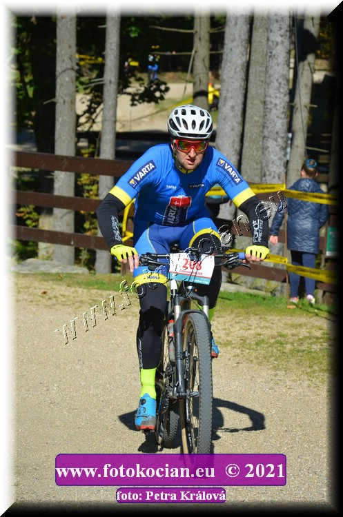 Náhled obrázku: 2021-9256-CTAuthor-208.JPG