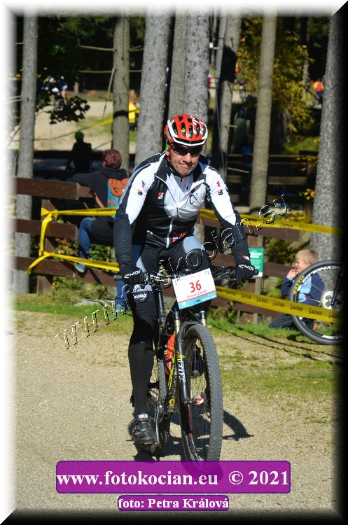 Náhled obrázku: 2021-9327-CTAuthor-36.JPG