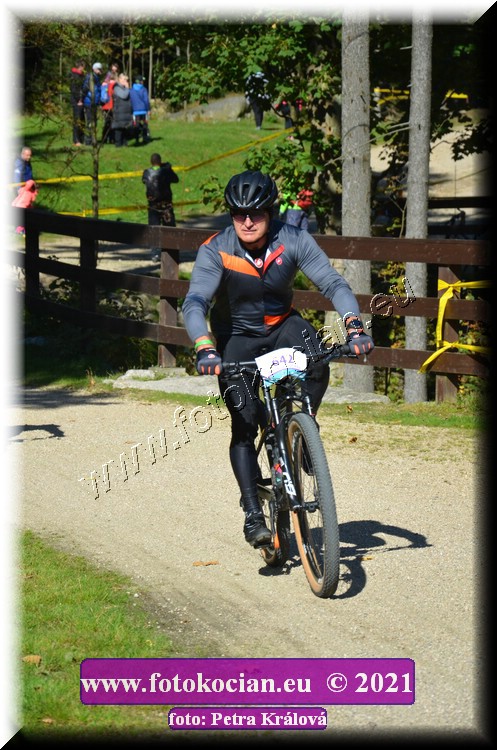 Náhled obrázku: 2021-9468-CTAuthor-642.JPG