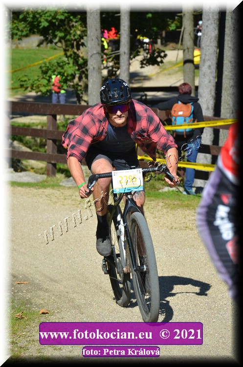 Náhled obrázku: 2021-9528-CTAuthor-2295.JPG