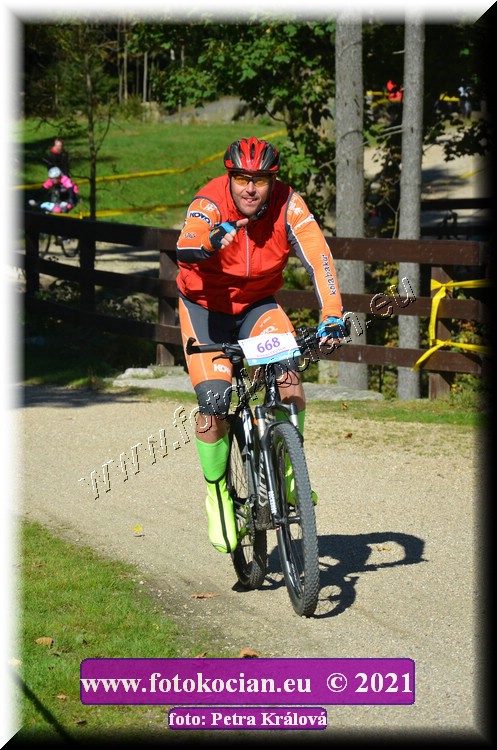 Náhled obrázku: 2021-9534-CTAuthor-668.JPG