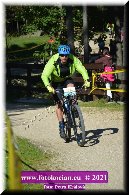 Náhled obrázku: 2021-11101-CTAuthor-1226.JPG