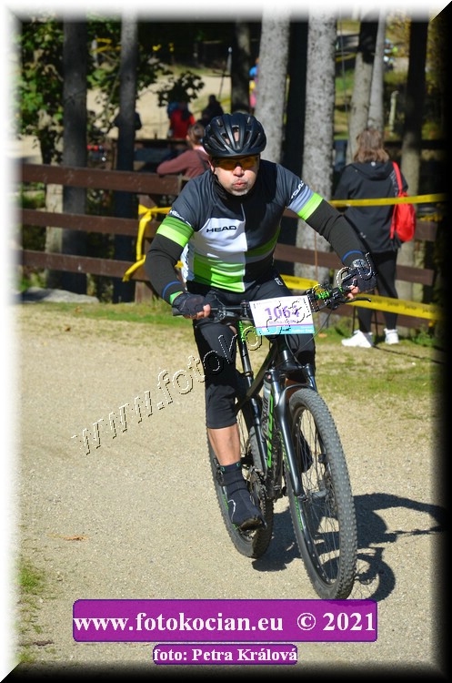 Náhled obrázku: 2021-11112-CTAuthor-1064.JPG