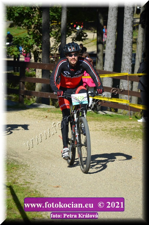 Náhled obrázku: 2021-11126-CTAuthor-1420.JPG