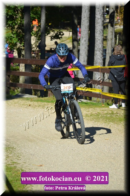 Náhled obrázku: 2021-11132-CTAuthor-2413.JPG