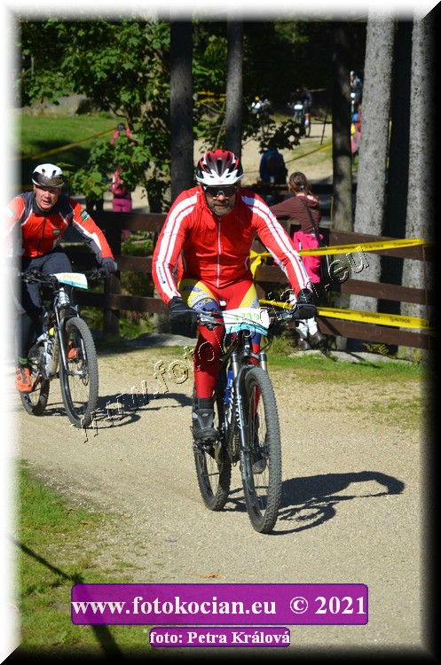 Náhled obrázku: 2021-11141-CTAuthor-1219.JPG