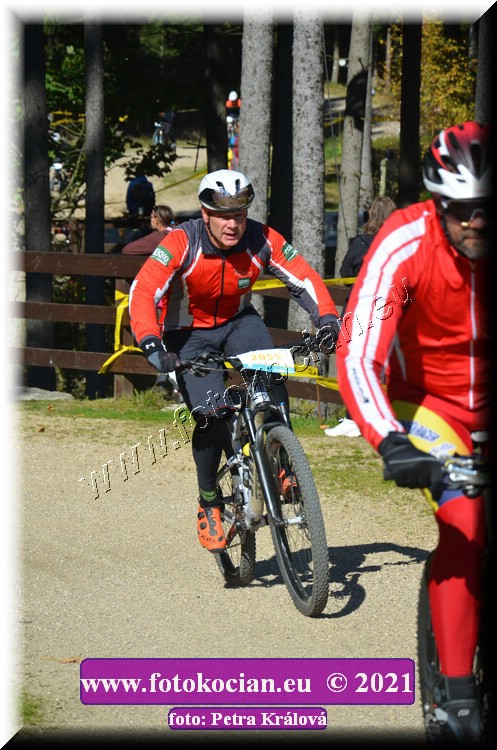 Náhled obrázku: 2021-11142-CTAuthor-2055.JPG