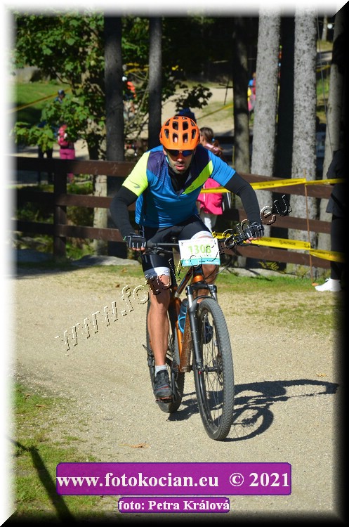 Náhled obrázku: 2021-11143-CTAuthor-1308.JPG